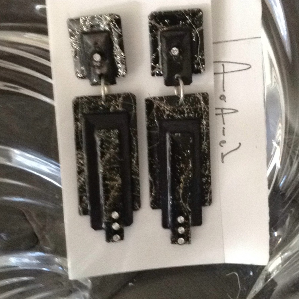 Threads retro handmade earrings BlkSiver Metallic